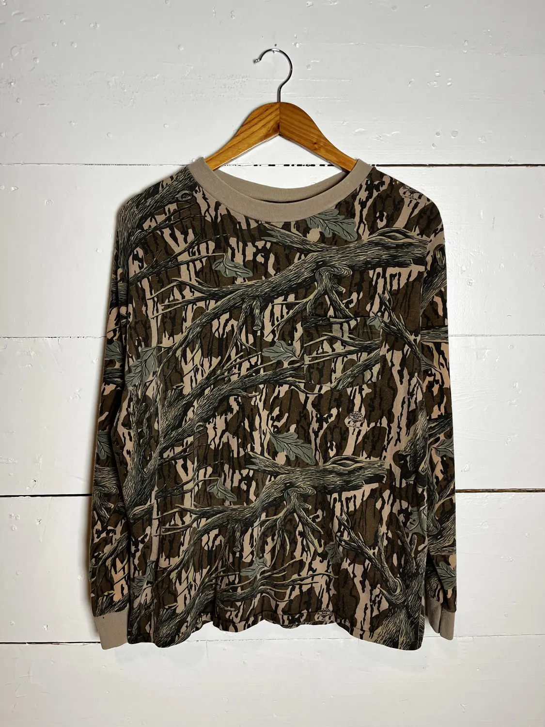 Long sleeve mossy oak