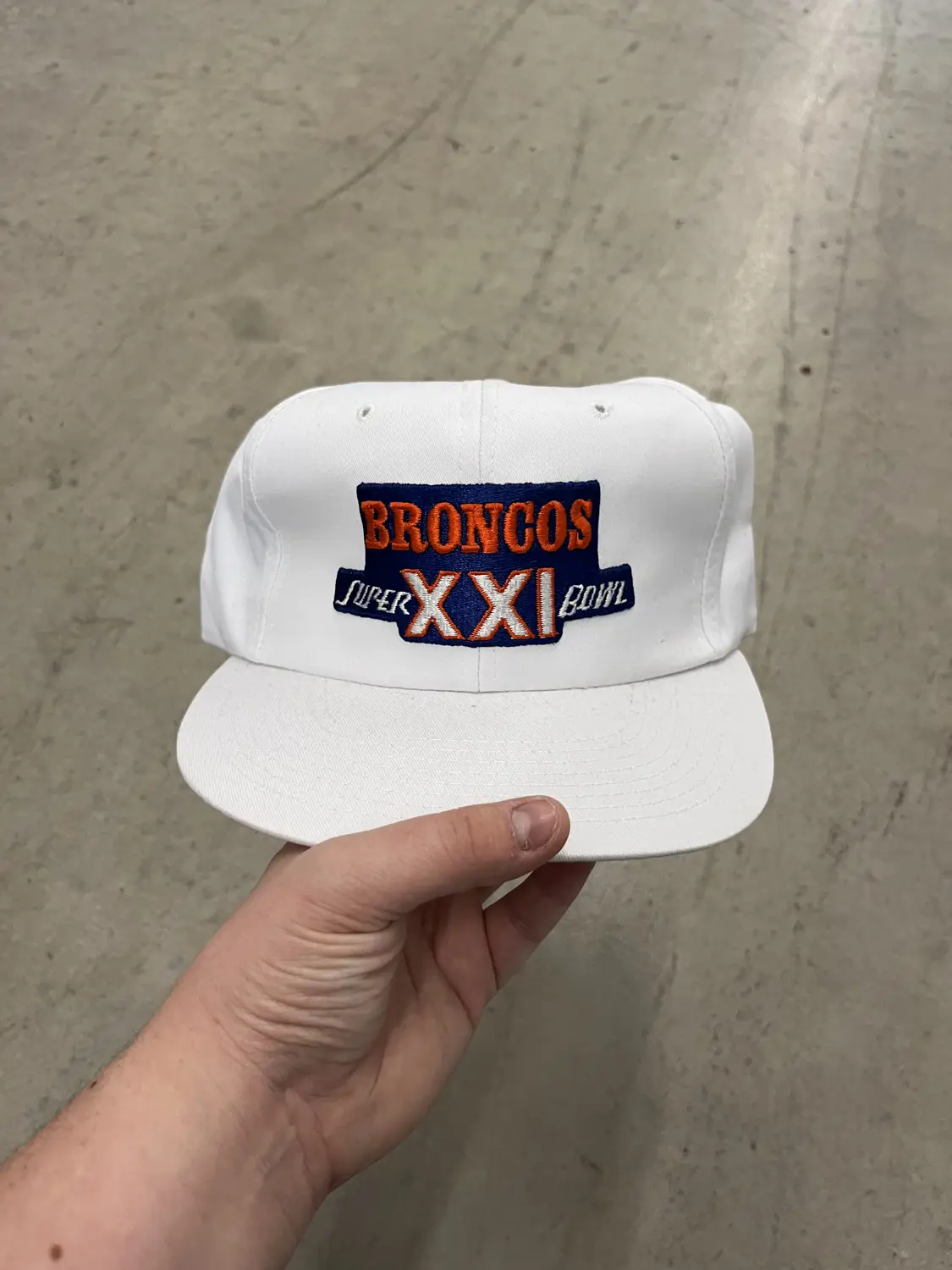 Vintage Broncos Super Bowl Snapback